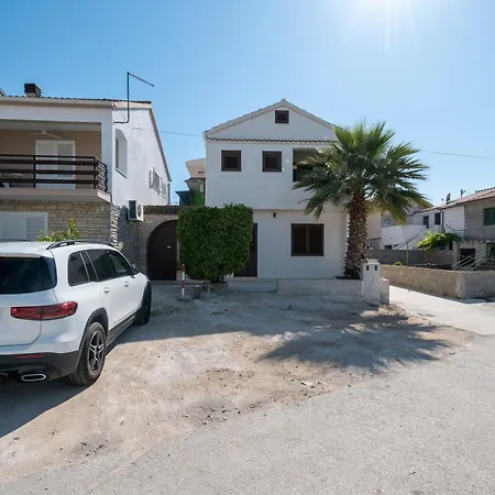 Apartamento By The Sea Bibinje, Zadar - 23171 *